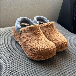 Crocs Lil Nas X Classic Mega Crush Mens Slip-On Clogs Brown